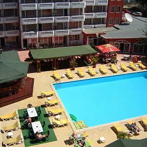 Hotel Polyusi ***