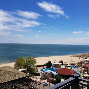 Golden Sands Rentals Apartments Appartement